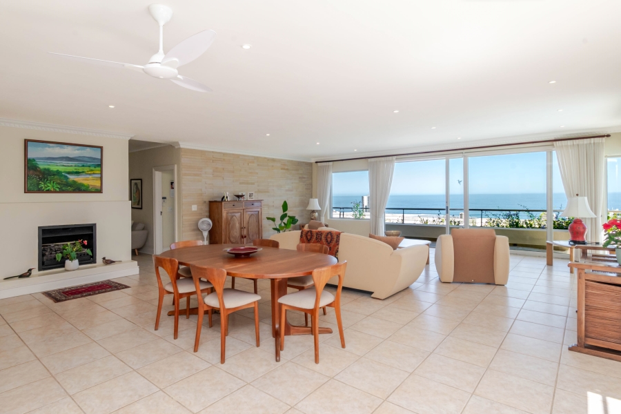 3 Bedroom Property for Sale in Sea Point Western Cape